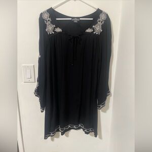 Angie Black Tunic with White Embroidery. Size Large